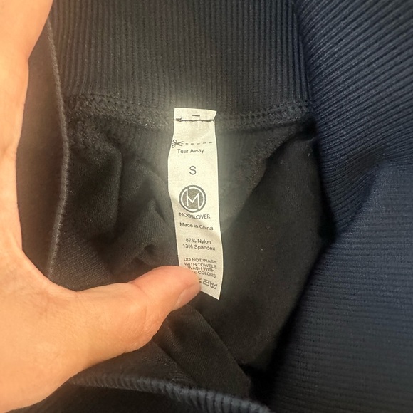 MOOSLOVER High-Waisted Butt Lifting Legging - Picture 7 of 7